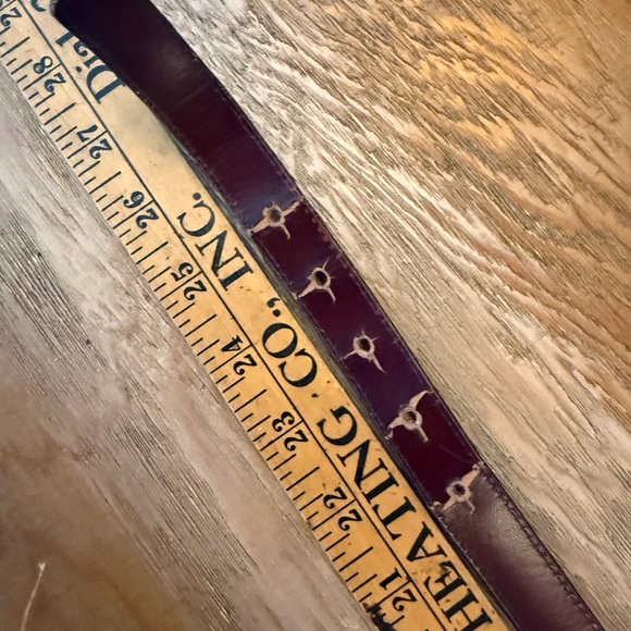 Etienne Aigner Maroon Leather Belt with Metallic Buckle equestrian - Picture 5 of 5